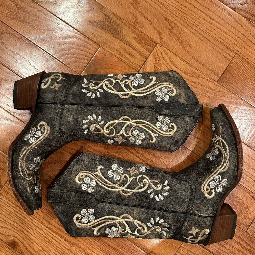 Circle G boots purchased at Buckle.